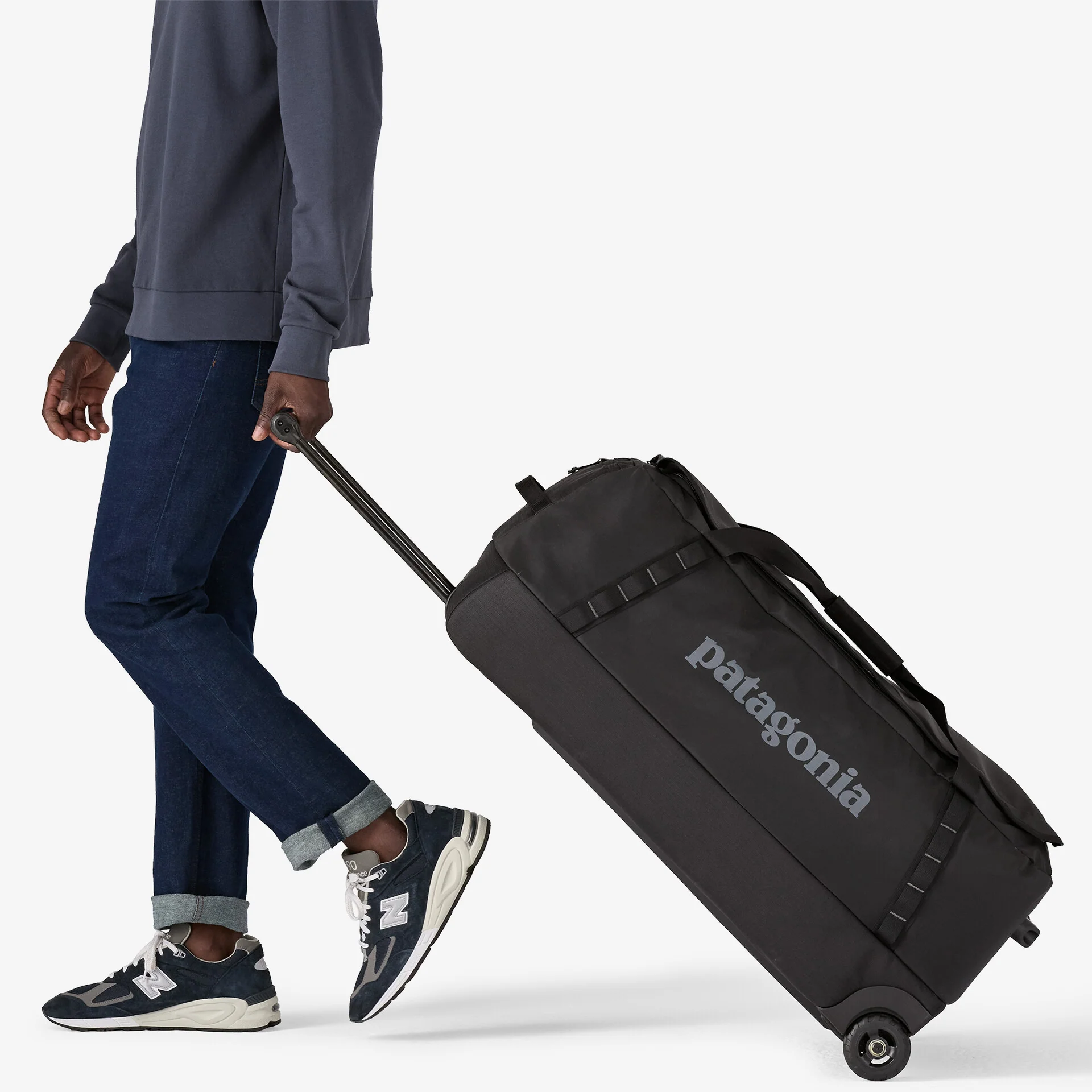 Patagonia Black Hole Wheeled Duffel Bag 100L - Image 2