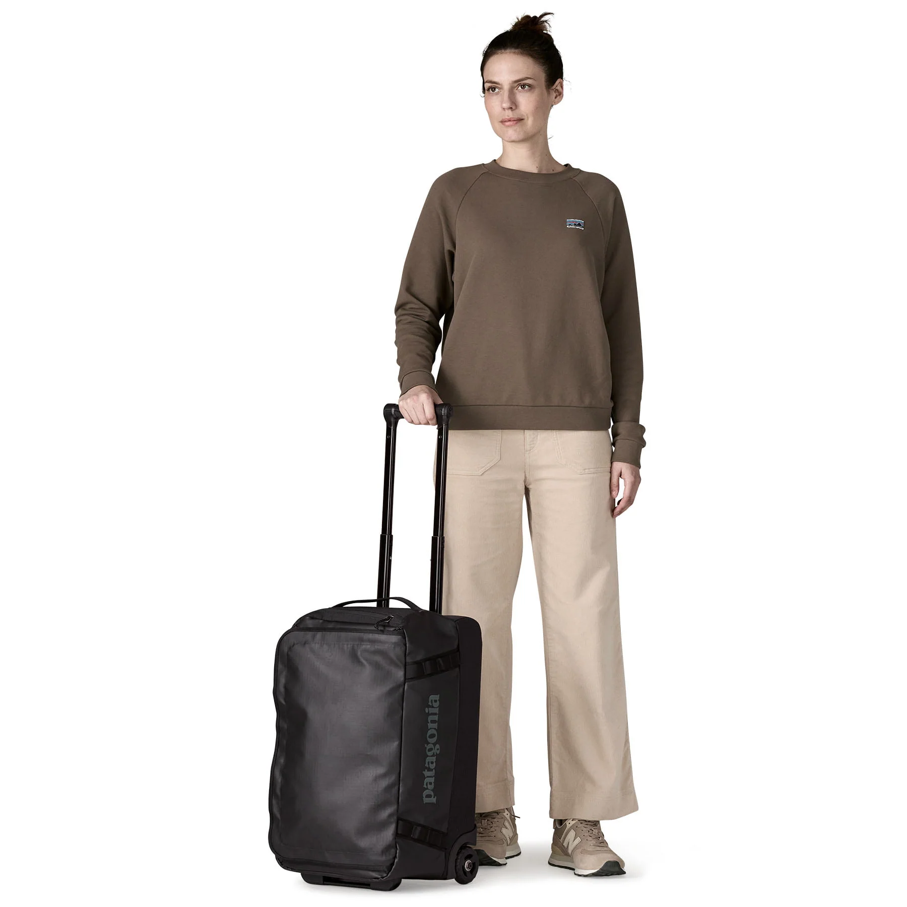 Patagonia Black Hole Wheeled Duffel Bag - 40L - Image 3
