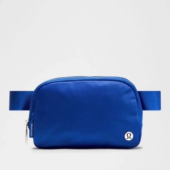 Lululemon Everywhere Belt Bag 1L - Image 7