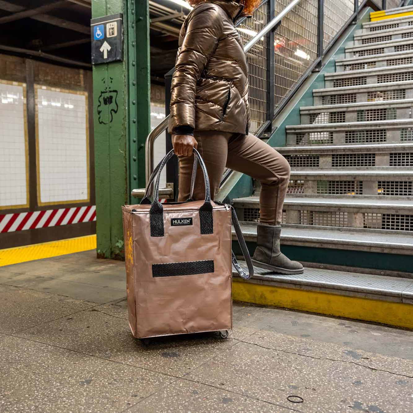 Hulken Rolling Bag - Image 16