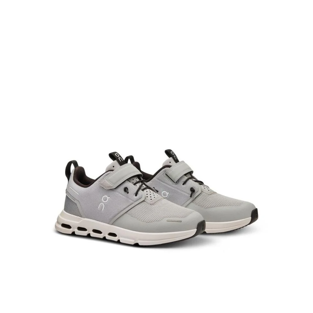 On Kids' Cloud Play 1 Shoes - Image 23