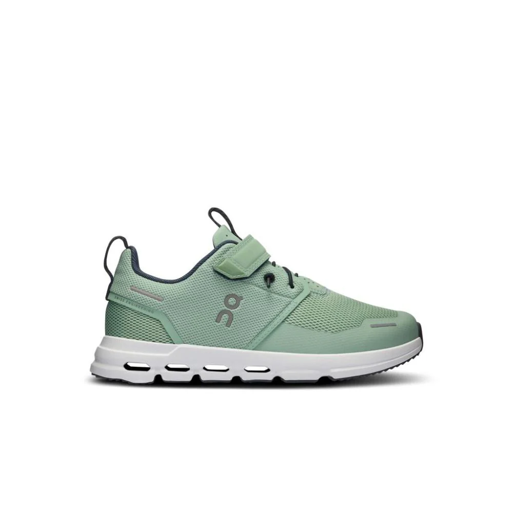 On Kids' Cloud Play 1 Shoes - Image 7