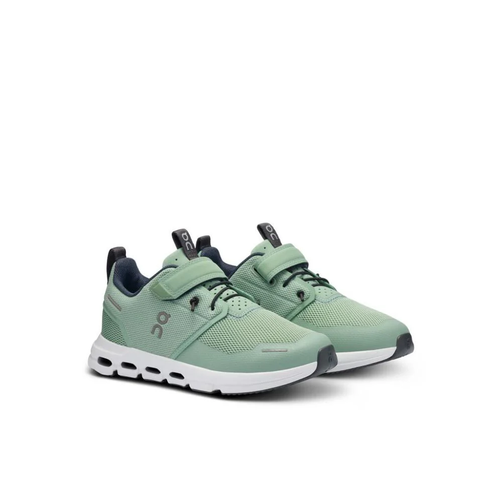 On Kids' Cloud Play 1 Shoes - Image 9