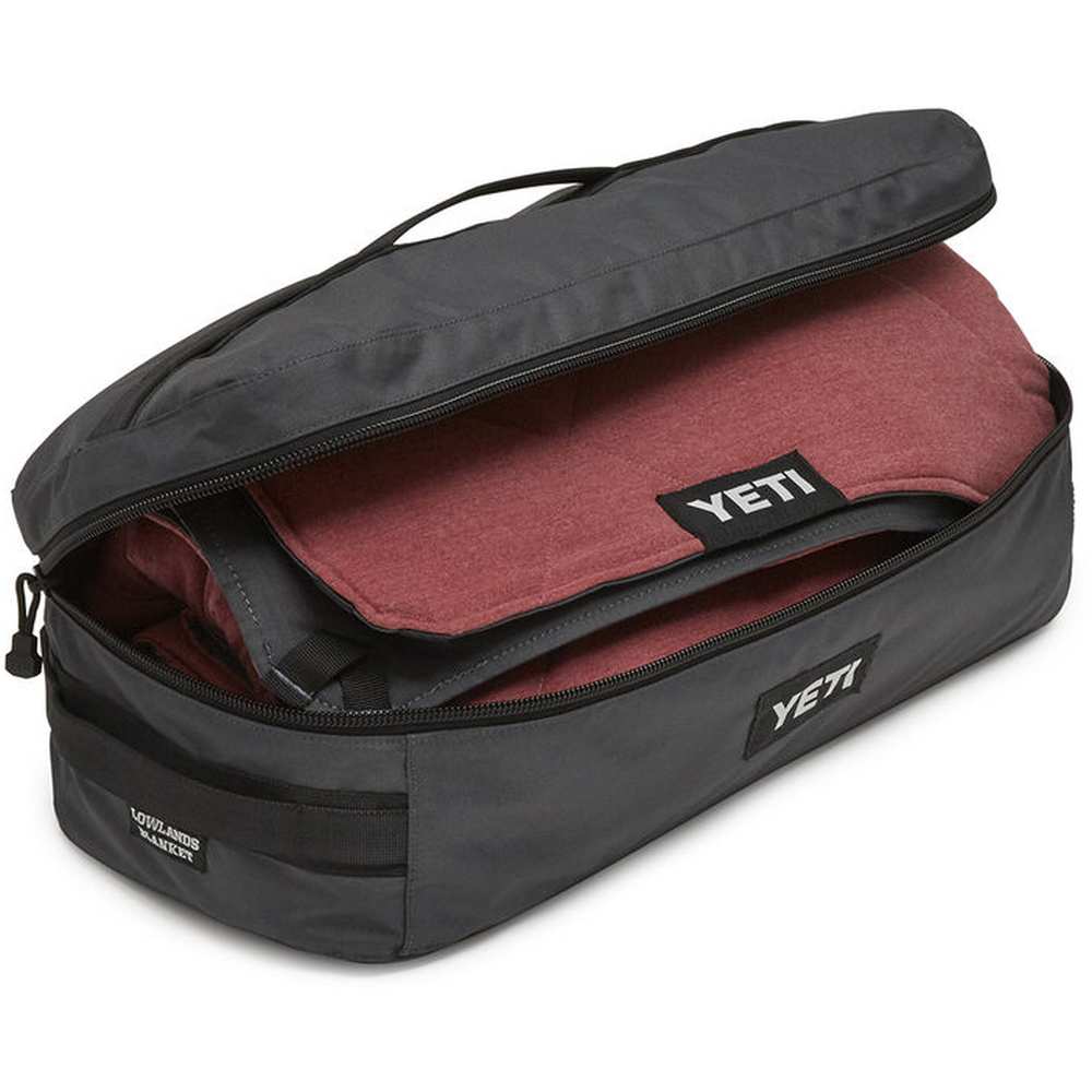 YETI Lowlands Outdoor Blanket - Image 3