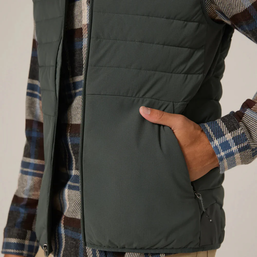 7Diamonds Men's Atlas Vest - Image 5
