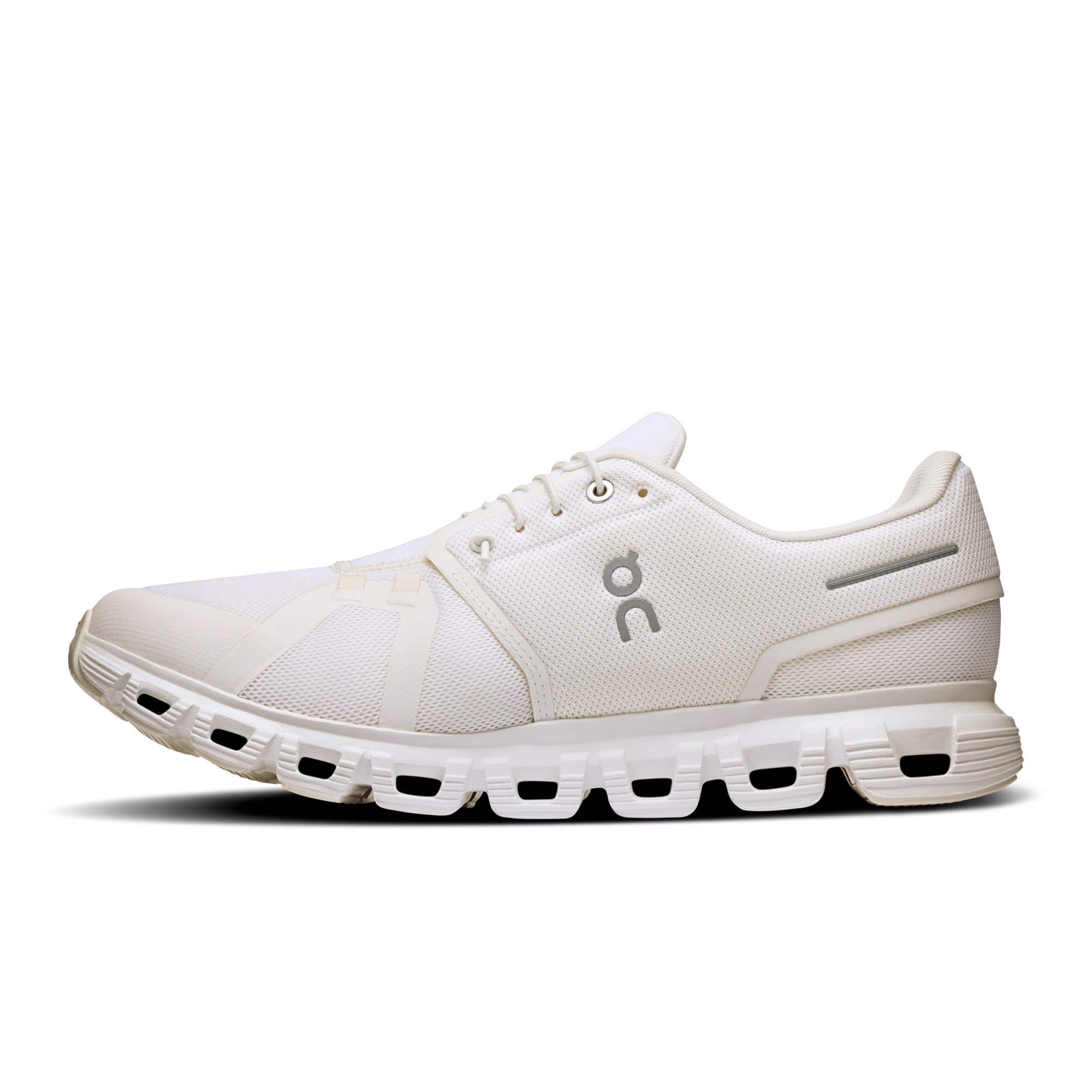 On Men's Cloud 6 Shoes - Image 4