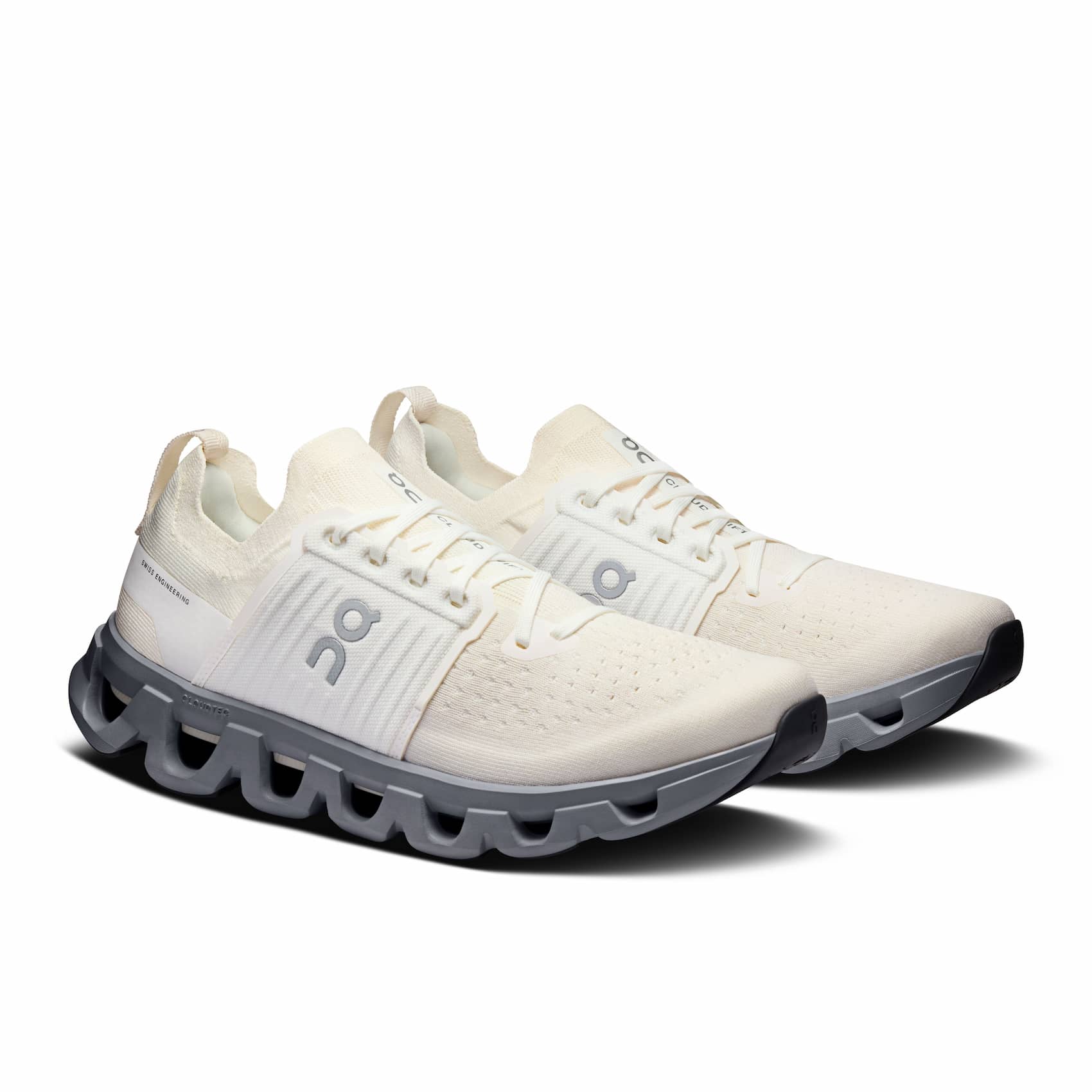 On Men's Cloudswift 4 Running Shoes - Image 9
