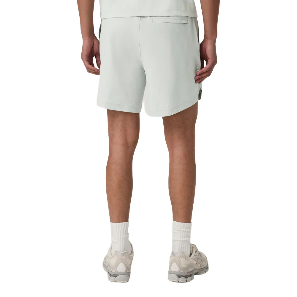 Vuori Men's Crosscourt Shorts - 7" - Image 8