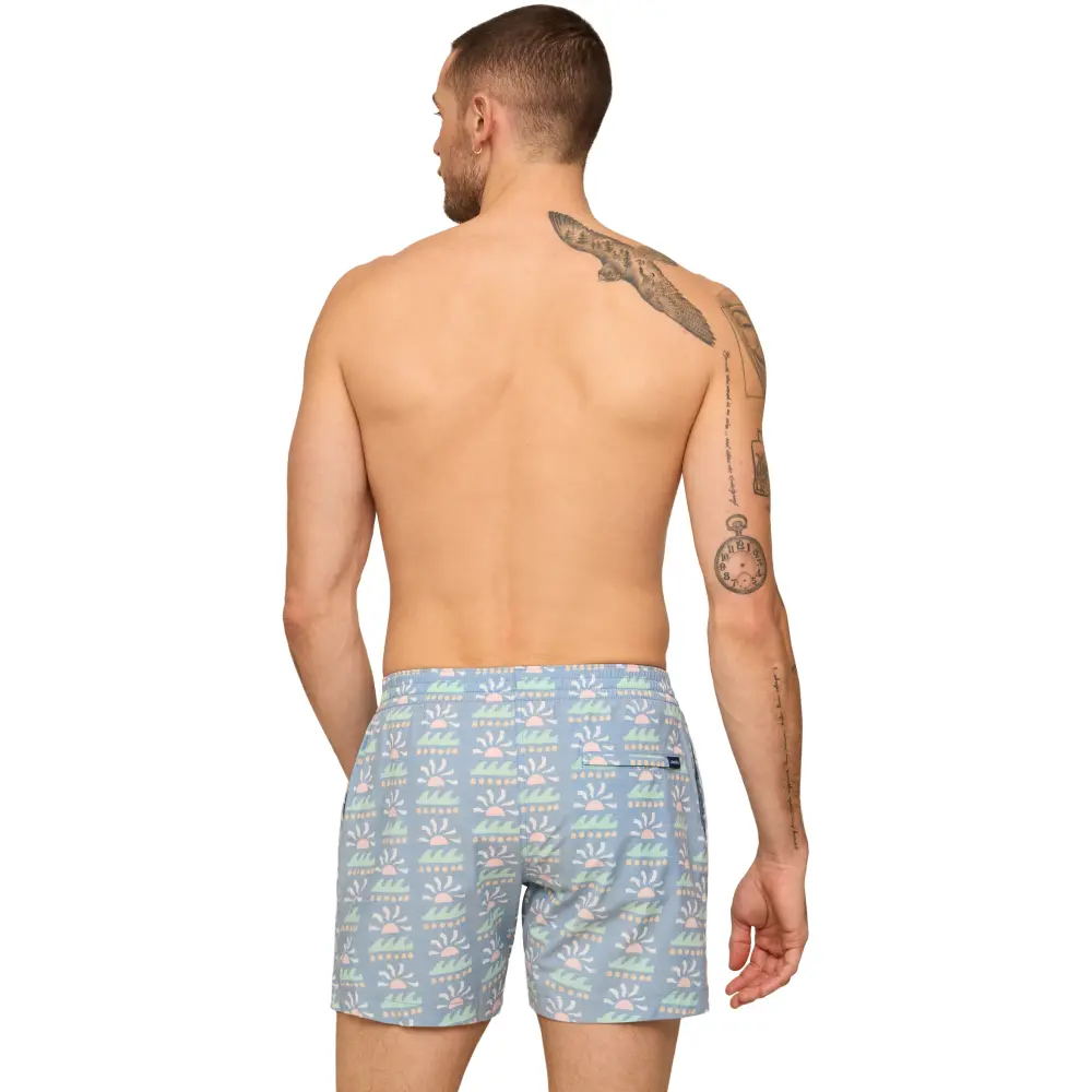 Chubbies Men's Easygoers LIned Swim Trunks - 5.5" inseam - Image 8
