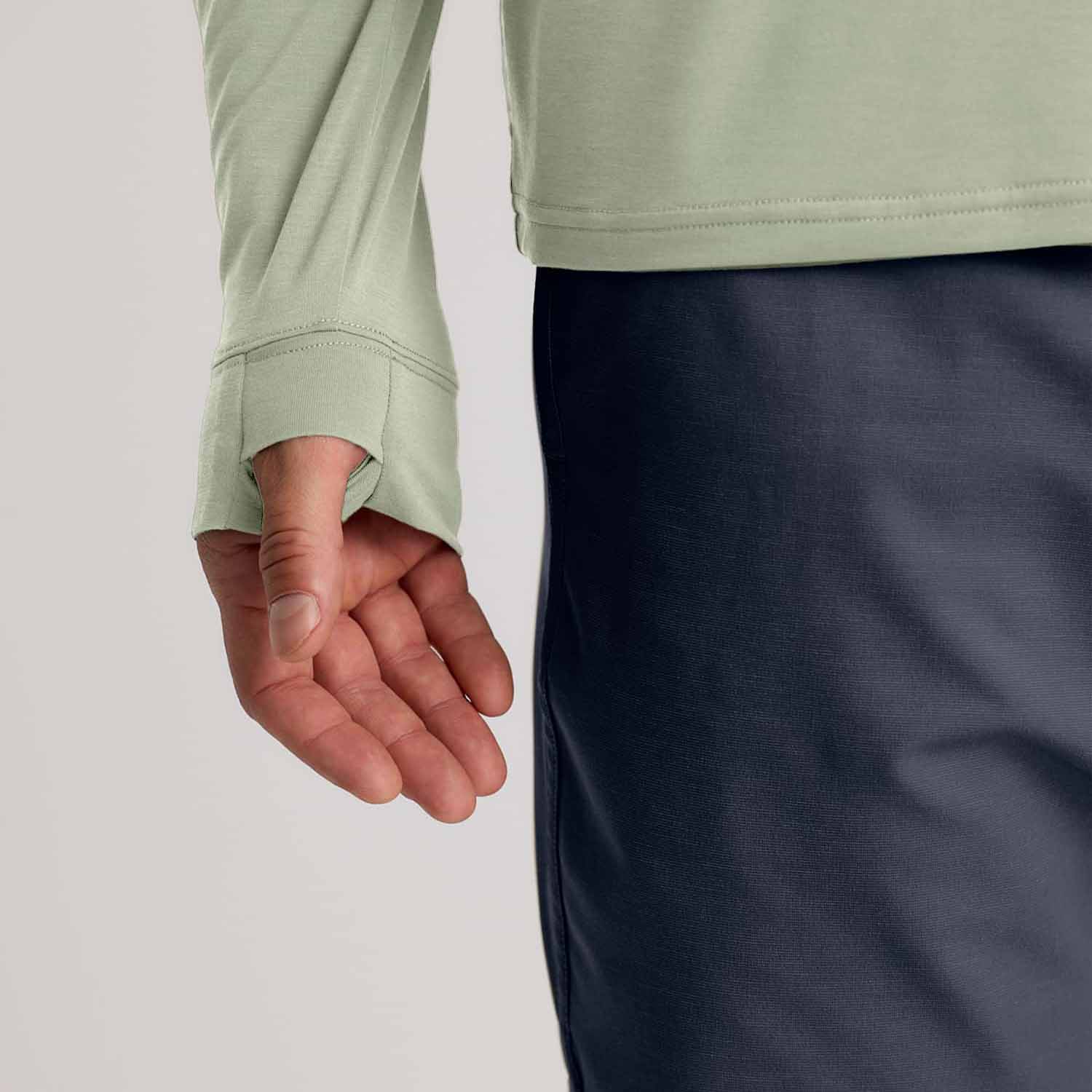 Free Fly Men's Elevate Lightweight Hoodie - Image 4