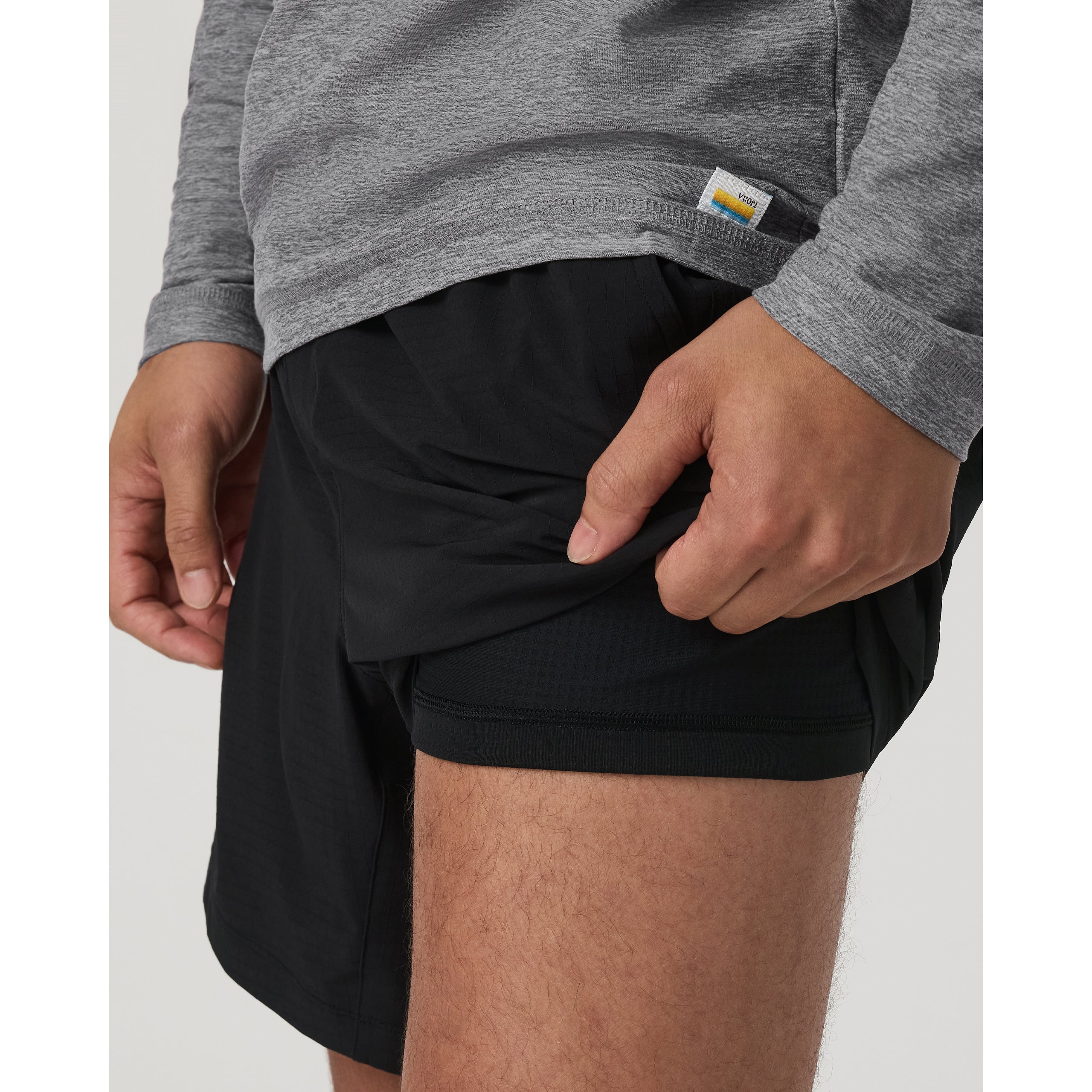 Vuori Men's Hardkore Shorts - 7" - Image 4