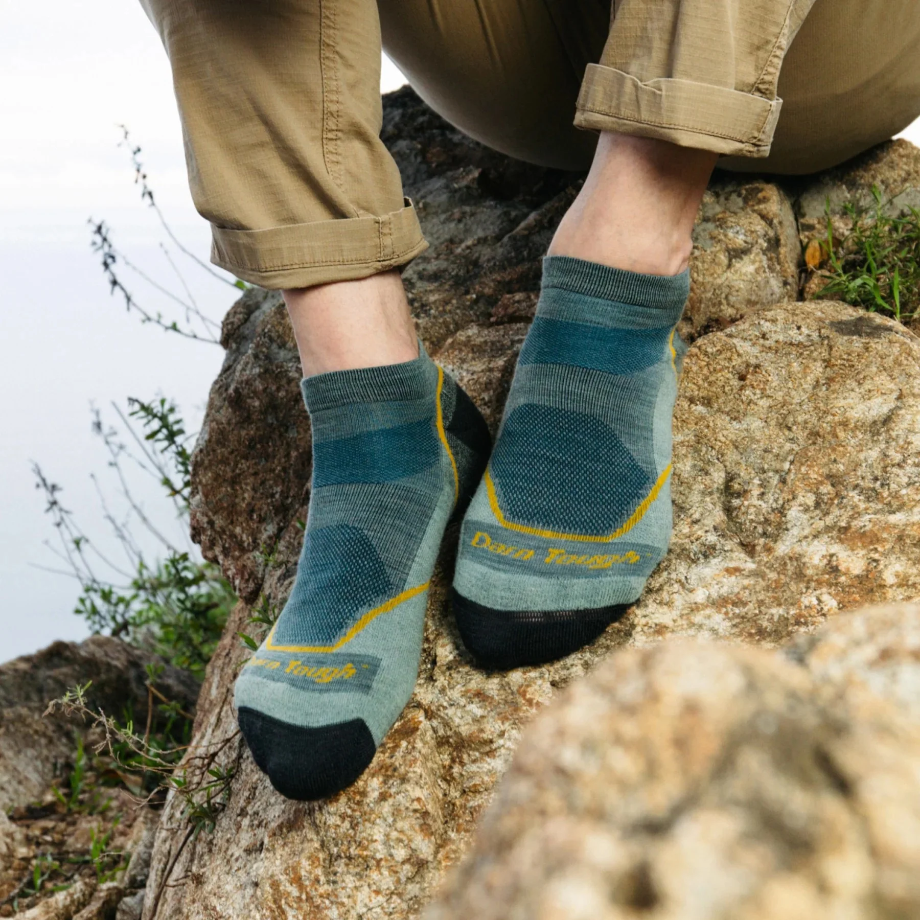Darn Tough Socks Men's Light Hiker No Show Lightweight - Image 2
