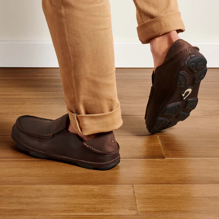 OluKai Men's Moloā Slip On - Image 15