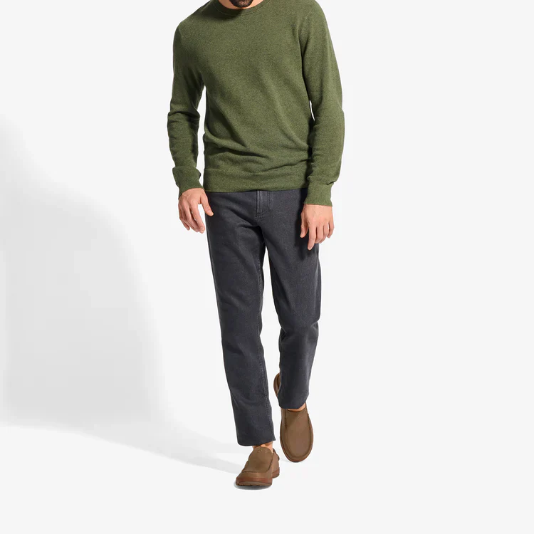OluKai Men's Moloā Slip On - Image 4