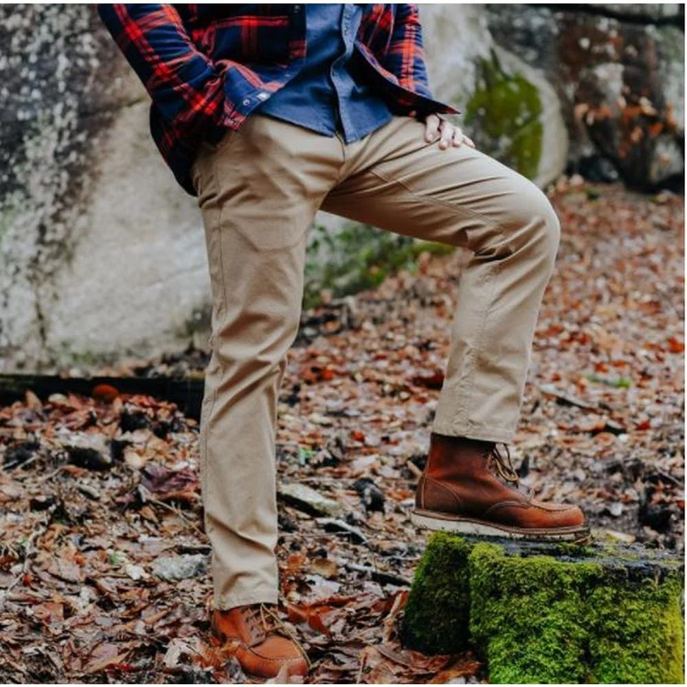 Men's Mountain Pant - Classic Fit - Image 2