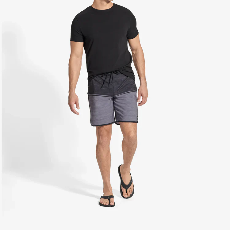 OluKai Men's Ohana Beach Sandals - Image 25