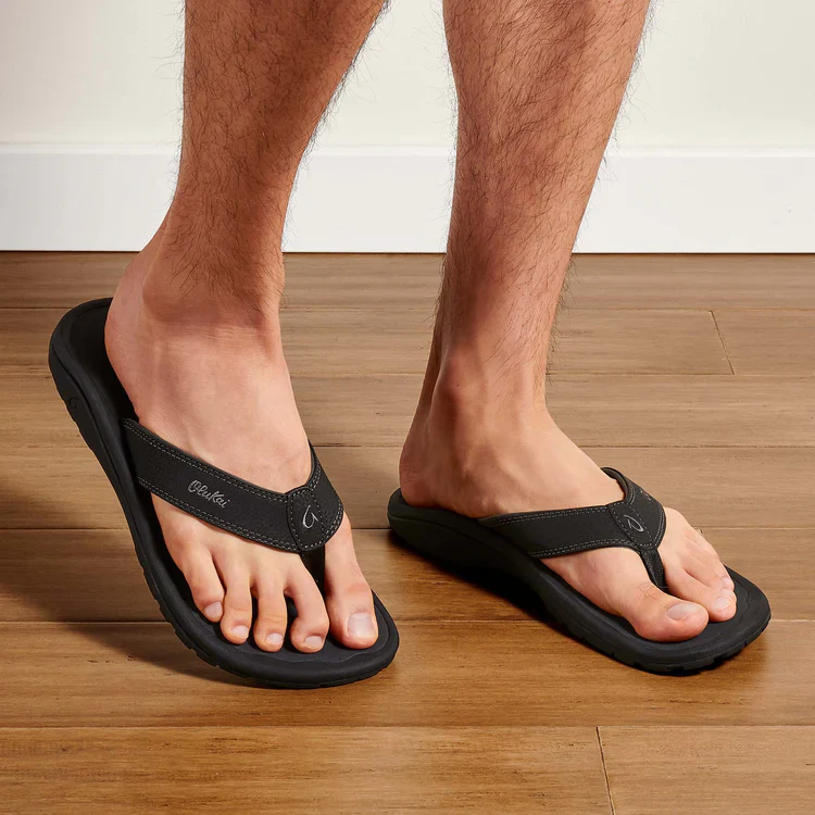 OluKai Men's Ohana Beach Sandals - Image 27