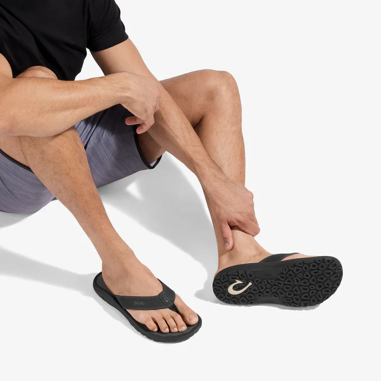 OluKai Men's Ohana Beach Sandals - Image 29