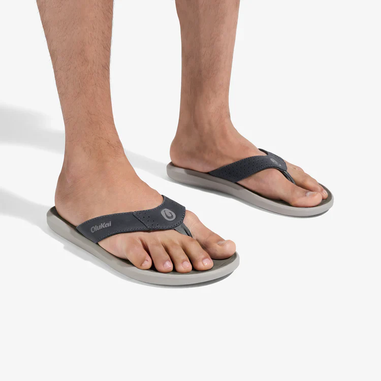 OluKai Men's Pili Sandal - Image 2
