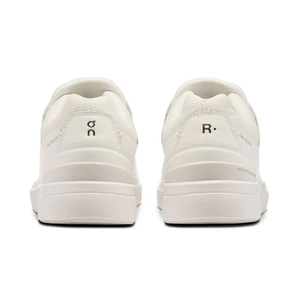 On Men's The Roger Advantage 2 Shoes - Image 4