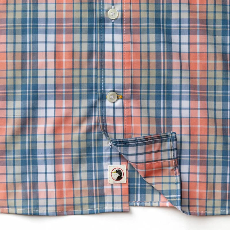 Duck Head Men's Short Sleeve Performance Poplin Shirt - Image 4