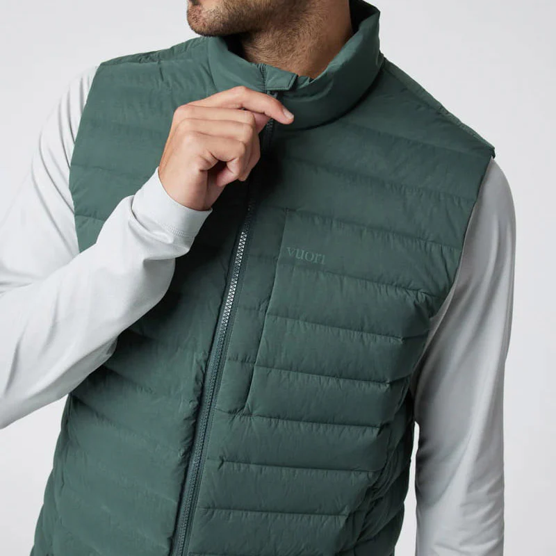 Vuori Men's Steadfast Insulated Vest - Image 4