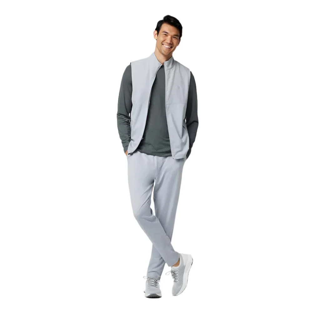 Vuori Men's Sunday Element Vest - Image 4