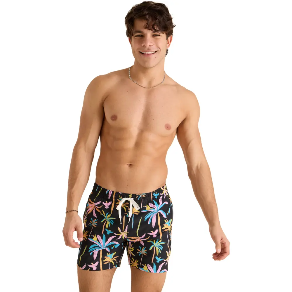 Chubbies Men's The Black Light Night 5.5" inseam - Image 3