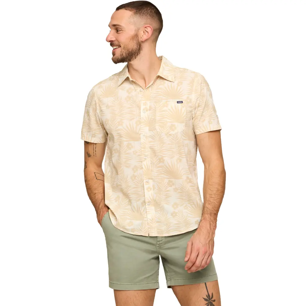 Chubbies Men's The Fern FLow BreezeTech Short Sleeved Button-Up - Image 4