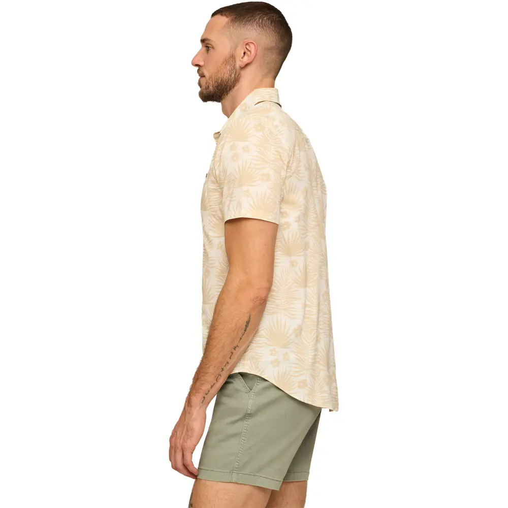 Chubbies Men's The Fern FLow BreezeTech Short Sleeved Button-Up - Image 6