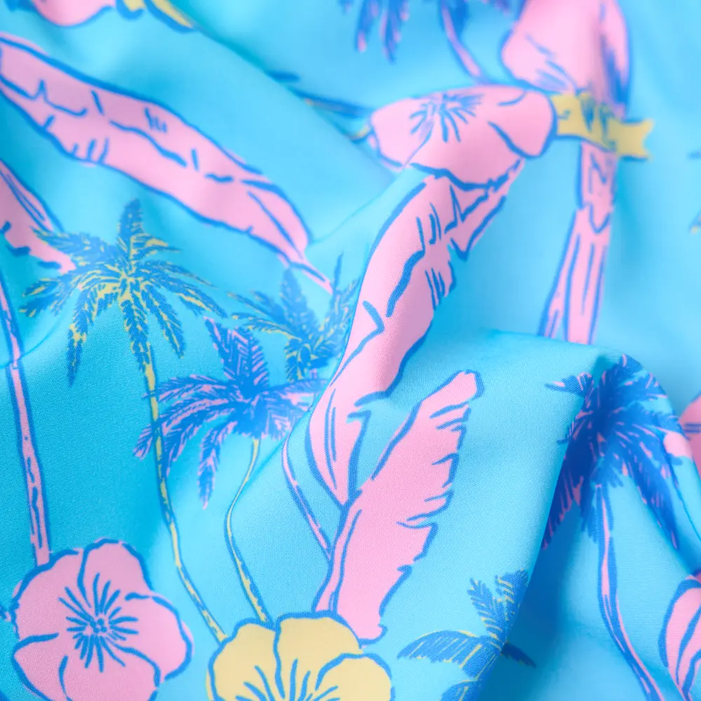 Chubbies Men's The Flock Parties Swim Trunks - 5.5" inseam - Image 2