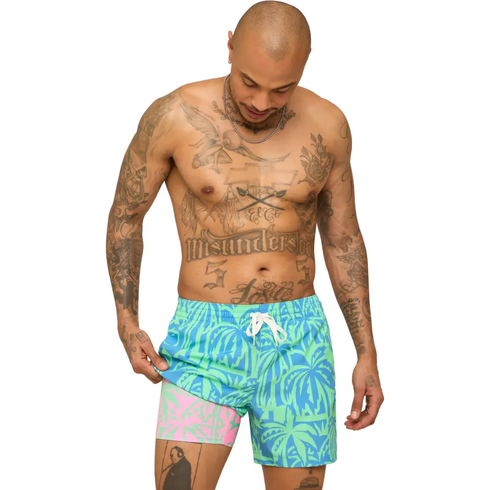 Chubbies Men's The Frond Farewells Lined Swim Trunks - 5.5" inseam - Image 4