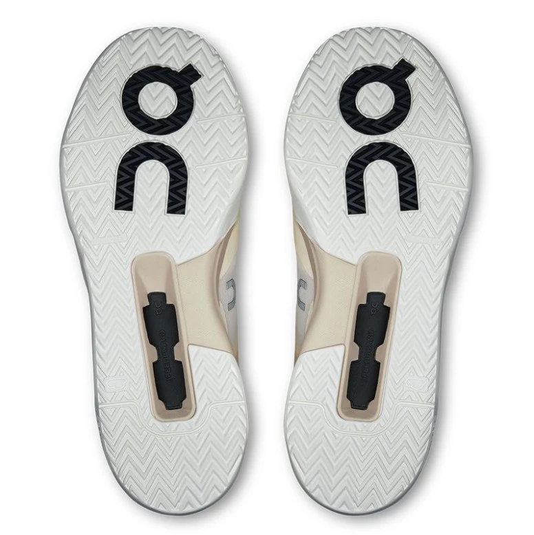 On Men's The Roger Advantage Pro Tennis Shoes - Image 6