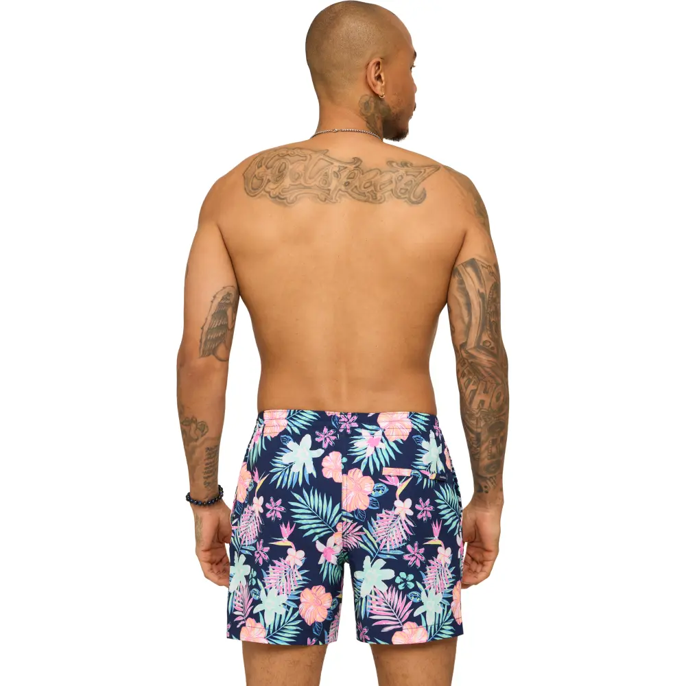 Chubbies Men's The Tropic Like Its Hot 5.5" Inseam Swim Trunks - Image 3