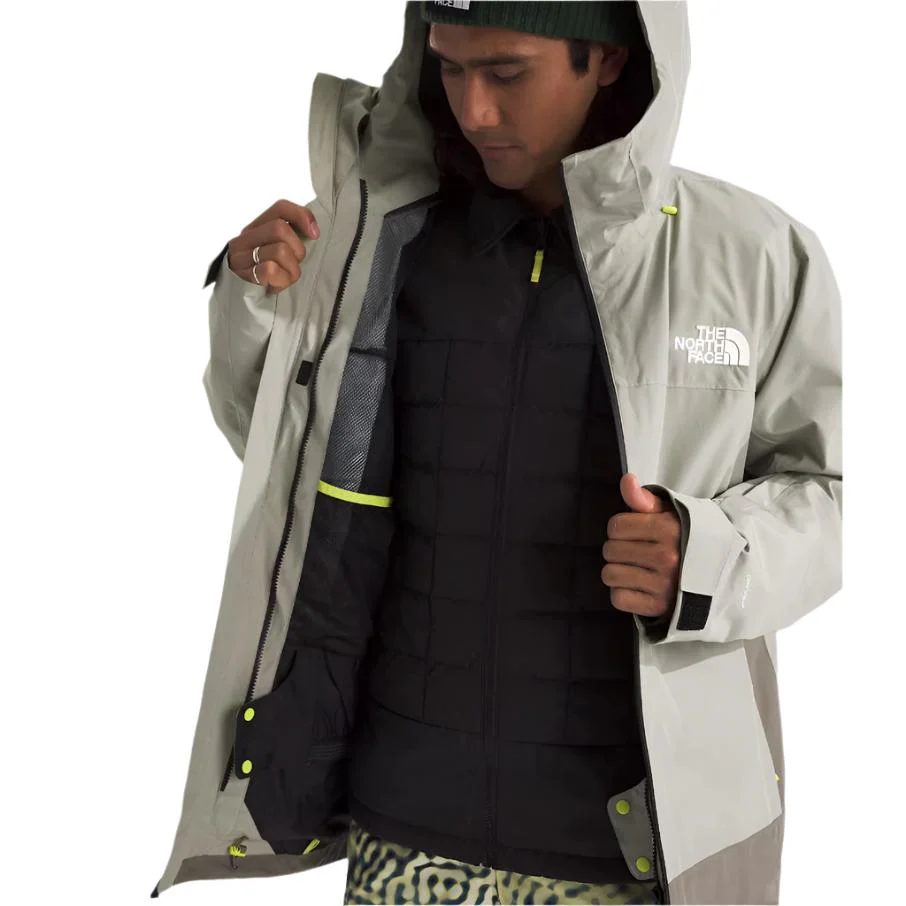 The North Face Men’s ThermoBall Triclimate Jacket - Image 6