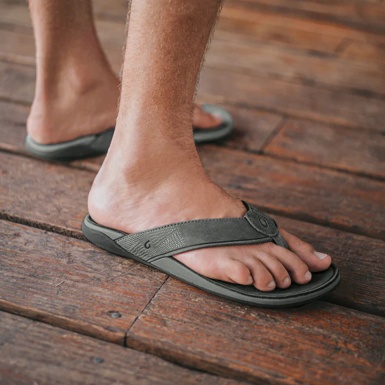 OluKai Men's Tuahine Sandals - Image 27