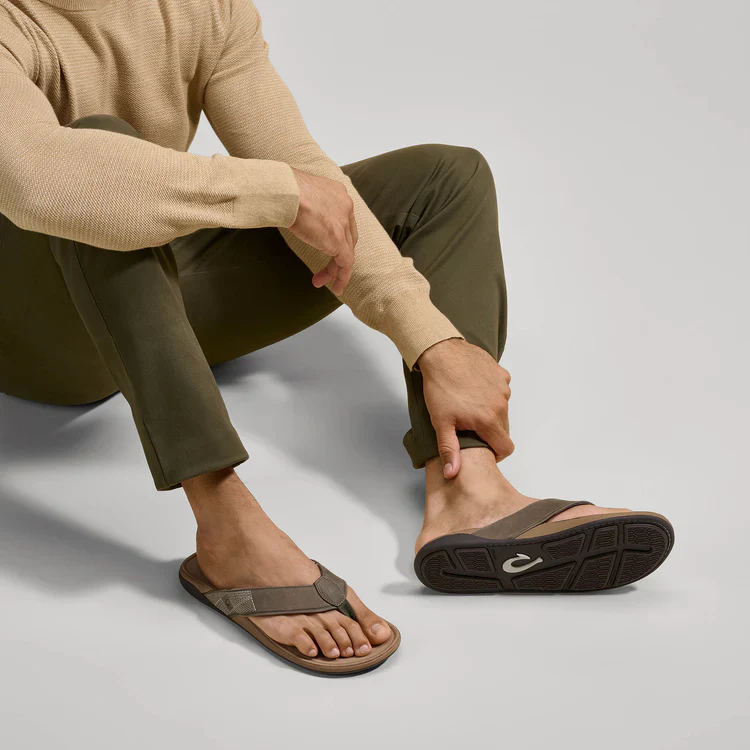 OluKai Men's Tuahine Sandals - Image 9