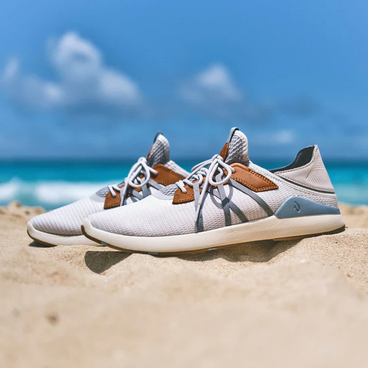 OluKai Men's Mio Lī Sneaker - Image 7