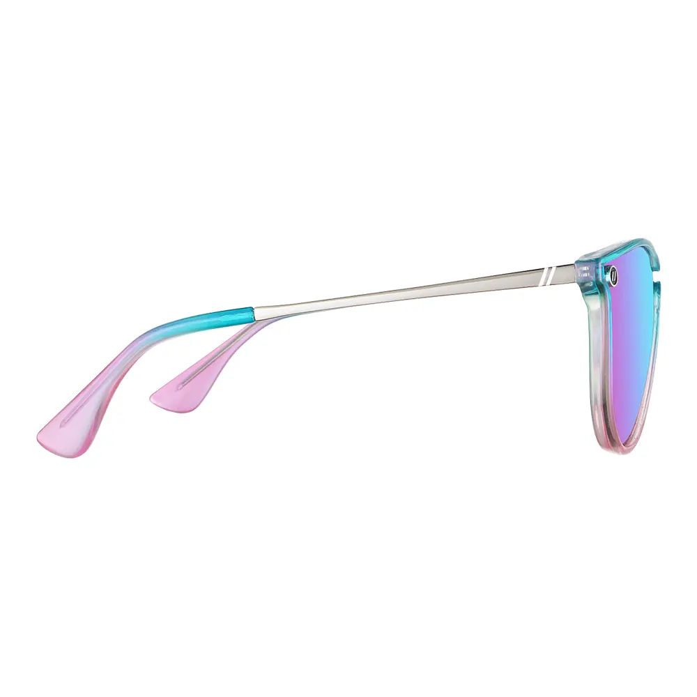 Blenders North Park X2 Sunglasses - Image 4
