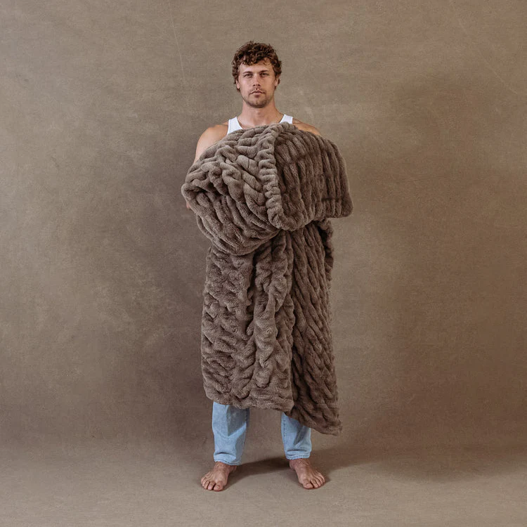 The Original Lola Blanket - Image 13