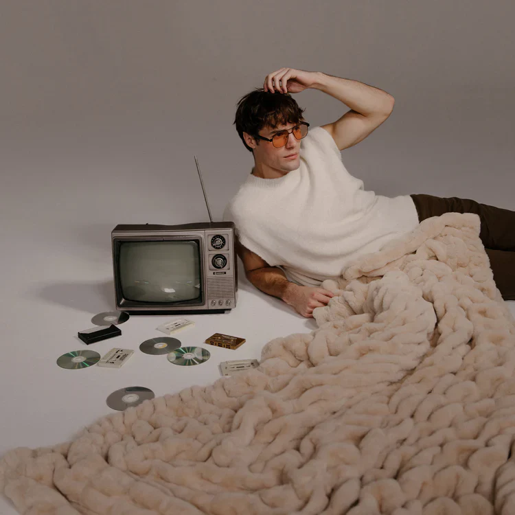 The Original Lola Blanket - Image 27
