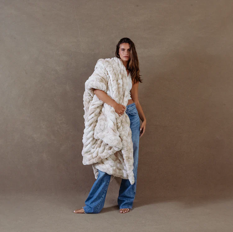 The Original Lola Blanket - Image 3