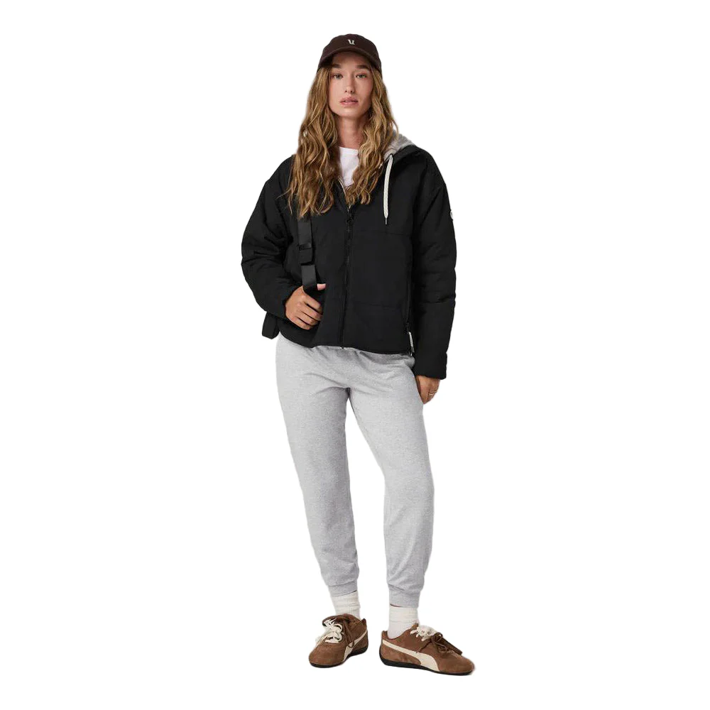 Vuori Women's Performance Joggers - Image 30