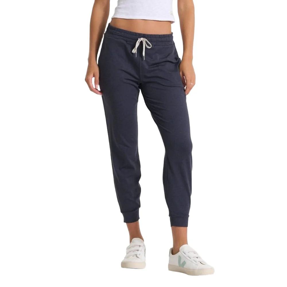 Vuori Women's Performance Joggers - Image 6