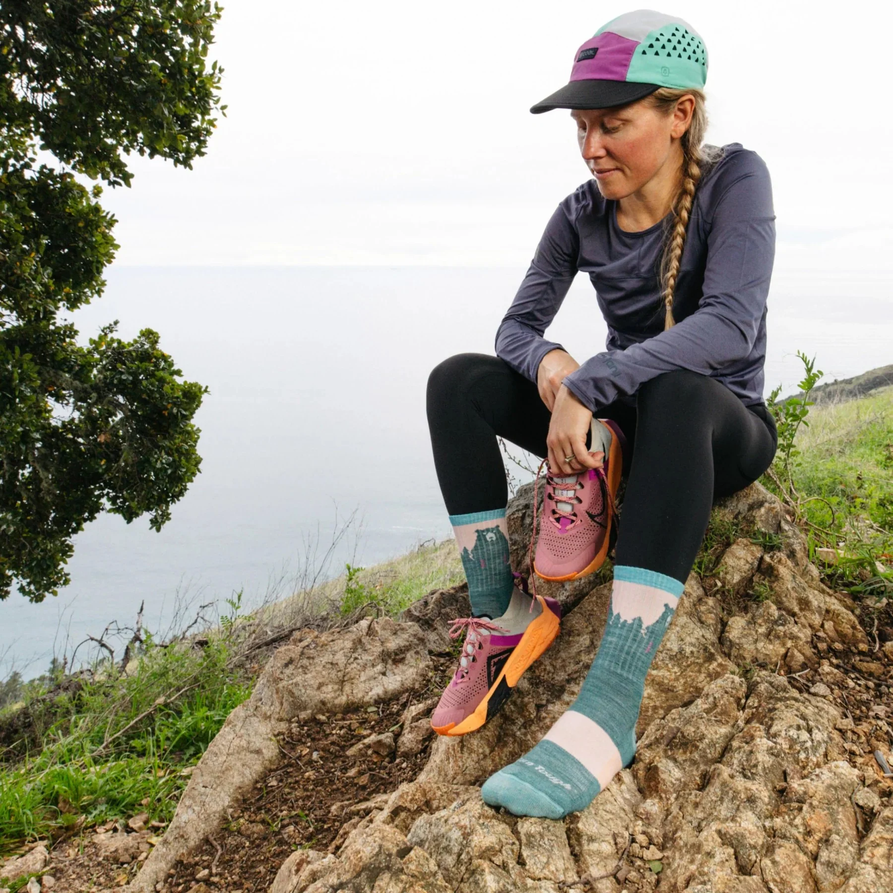 Darn Tough Socks Women's Bear Town Micro Crew - Image 3