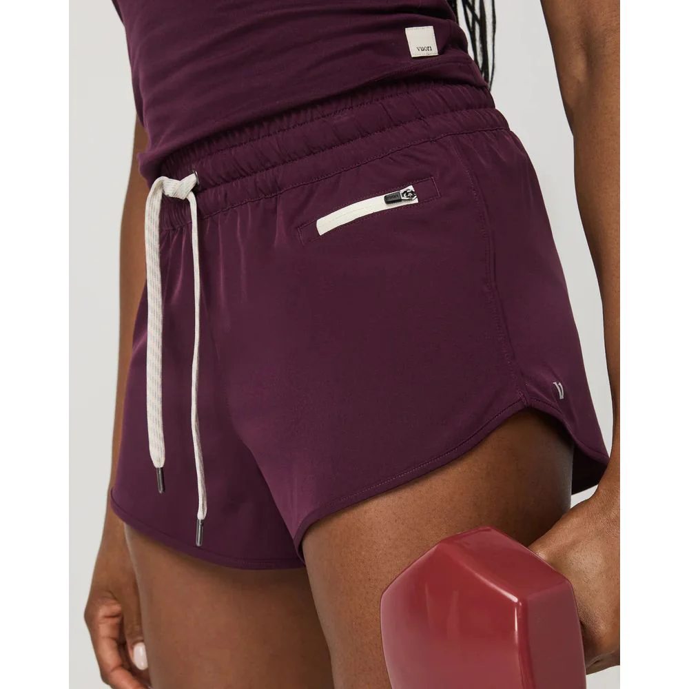 Vuori Women's Clementine 2.0 Shorts - 2.5" - Image 9