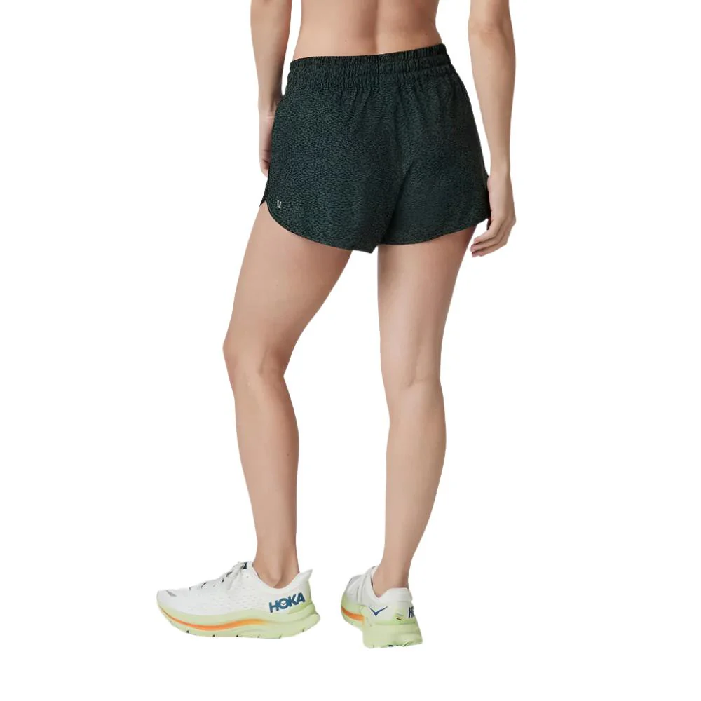 Vuori Women's Clementine Shorts 2.0 - 4" Inseam - Image 3