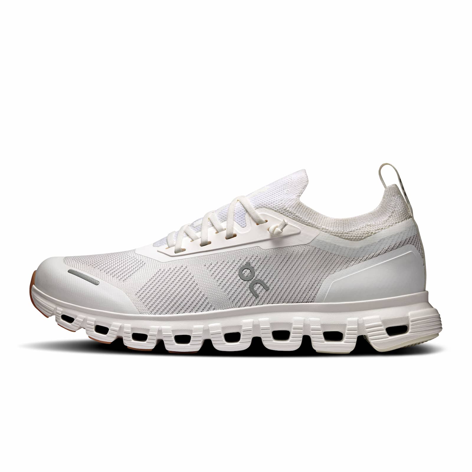 On Women's Cloud 6 Versa Shoes - Image 2