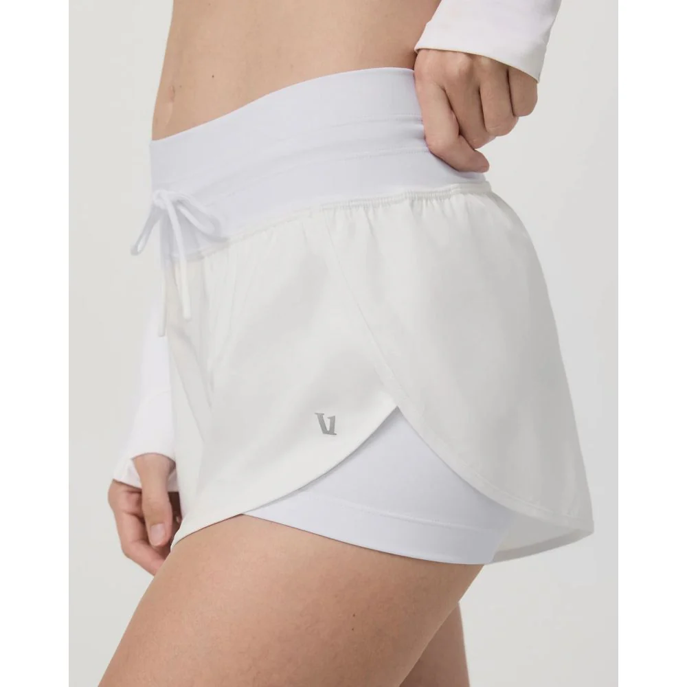 Vuori Women's Daily Speed Shorts - 2.5" - Image 14