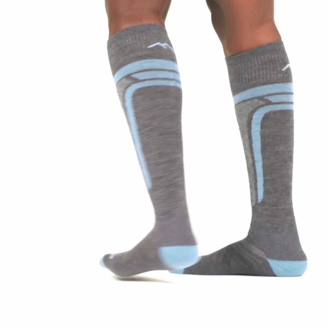 Darn Tough Socks Women's  Edge Over The Calf Midweight Ski/Snowboard Socks - Image 5